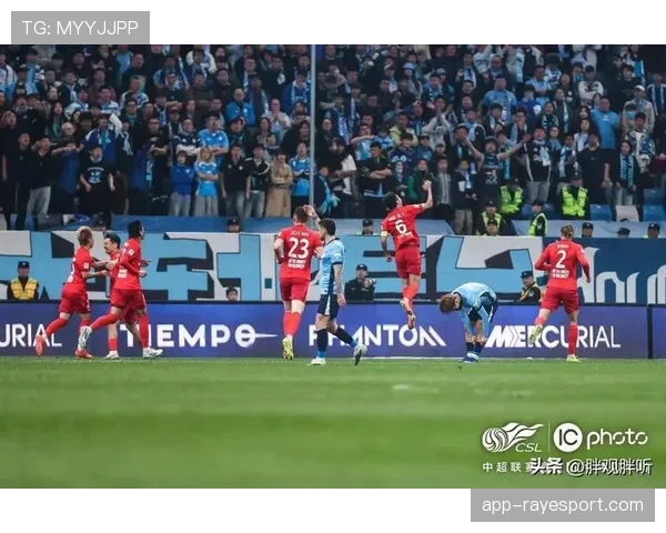 河南队外援古斯塔沃归队训练，有望出战青岛西海岸